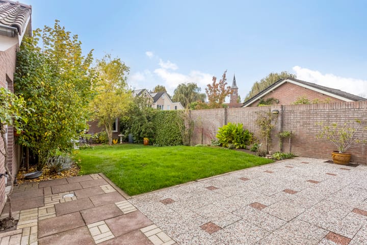 Photo 31 of Nassaustraat 26