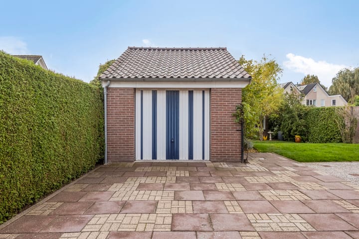 Photo 32 of Nassaustraat 26