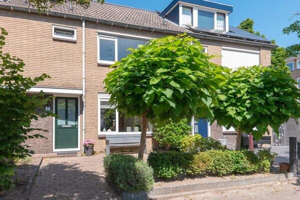 Photo 1 of Bijdorpstraat 7