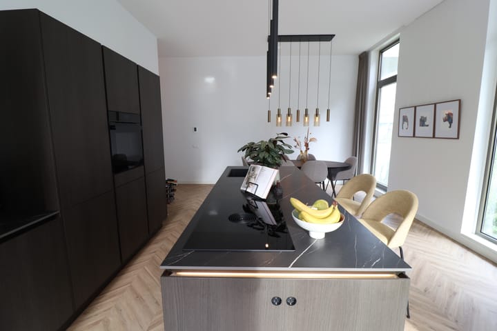 Photo 11 of Spadinalaan 365