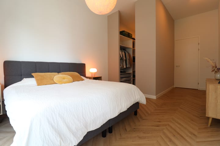 Photo 23 of Spadinalaan 365