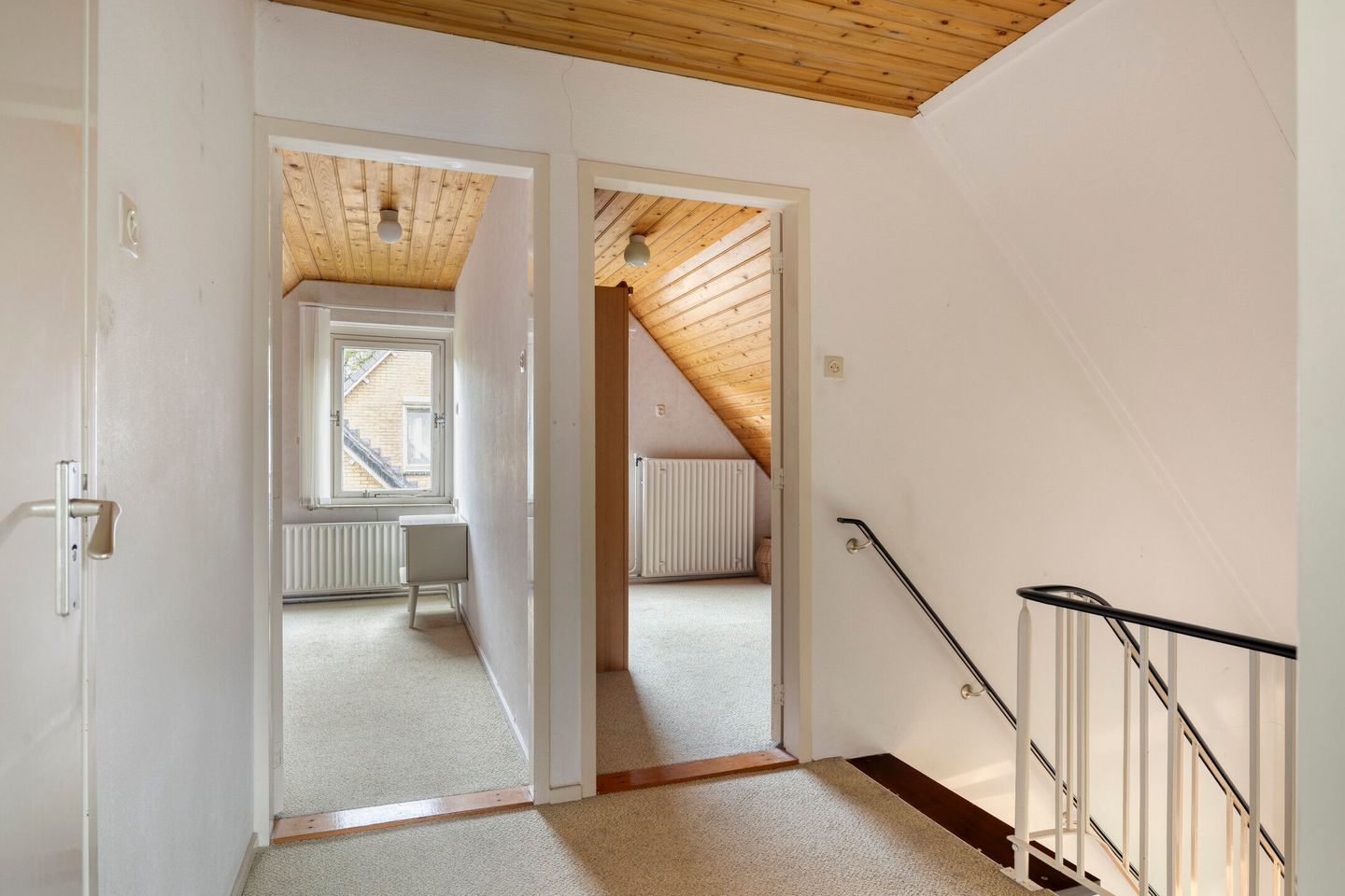 Photo 19 of Esveen 13