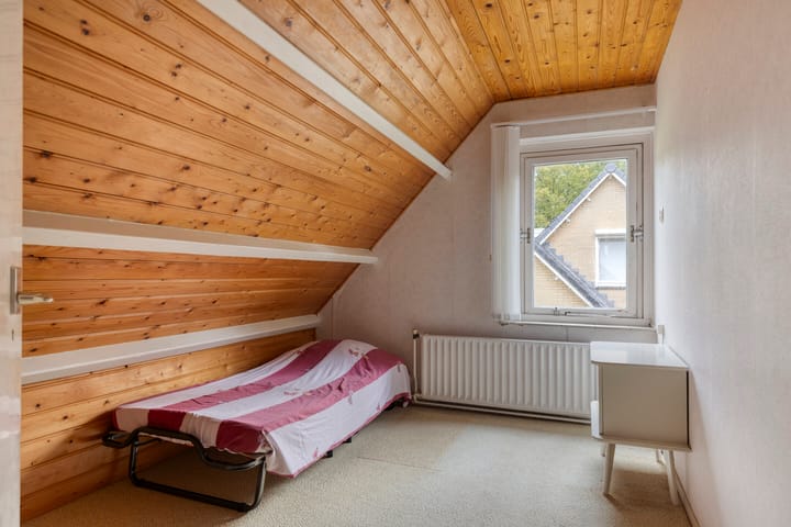 Photo 27 of Esveen 13