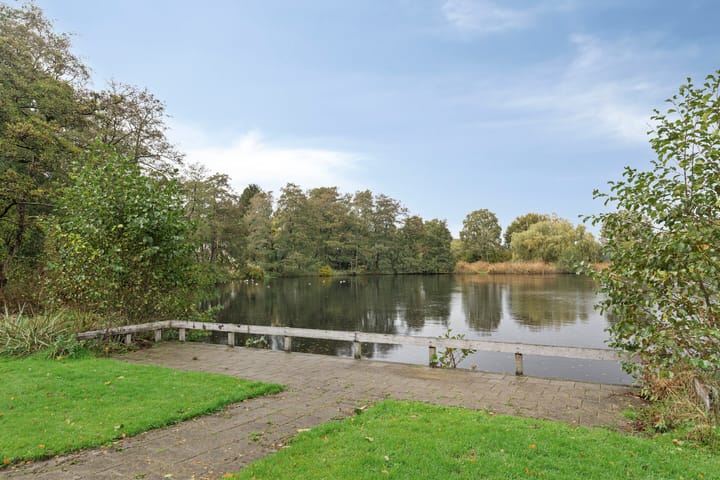 Photo 43 of Esveen 13