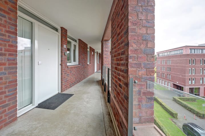 Photo 9 of Jerusalem 93