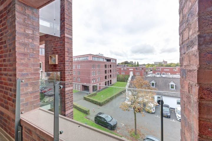 Photo 10 of Jerusalem 93