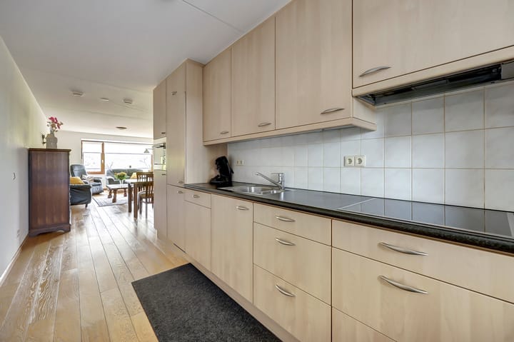 Photo 26 of Jerusalem 93