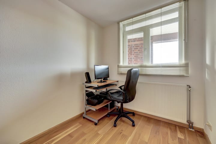 Photo 31 of Jerusalem 93