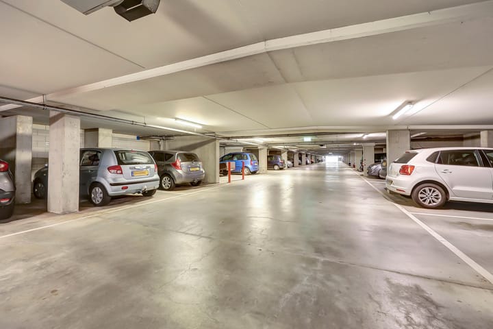 Photo 35 of Jerusalem 93