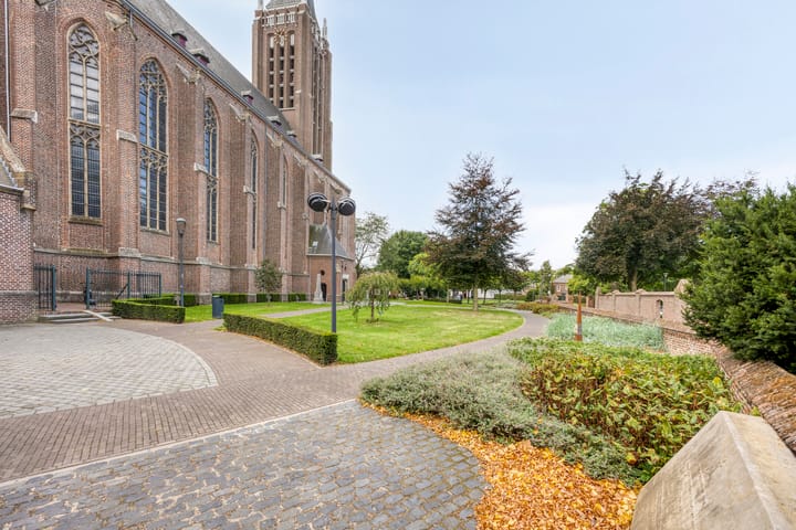 Photo 37 of Jerusalem 93