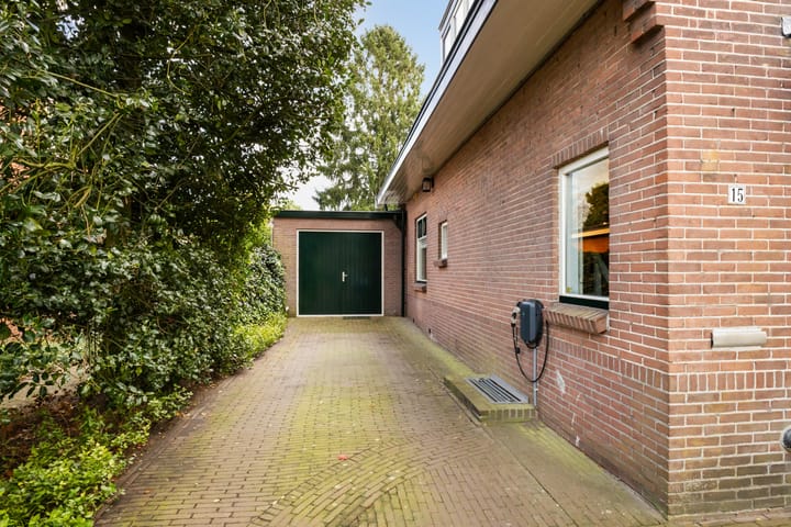 Foto 34 van van Straelenlaan 15