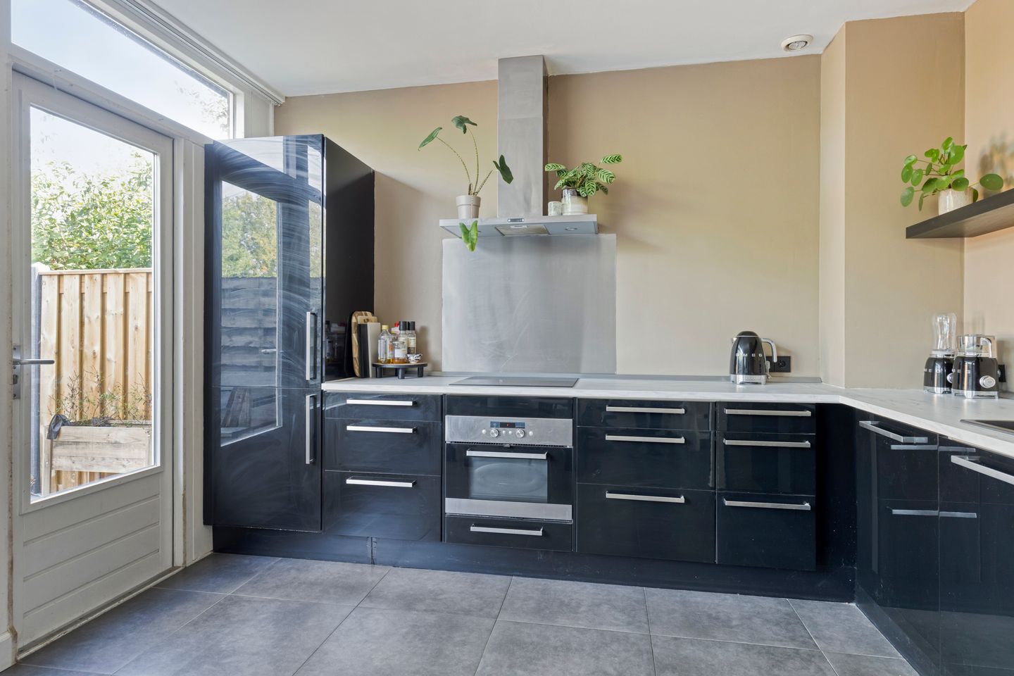 Foto 19 van Helmondstraat 110