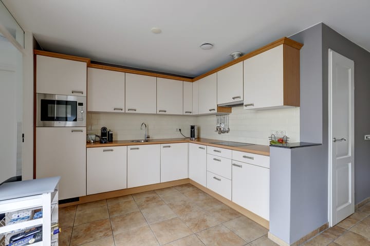 Photo 4 of Baarleseweg 52-A