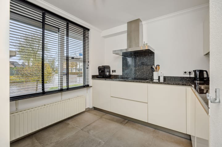 Foto 10 van Sergeant Thompsonstraat 12