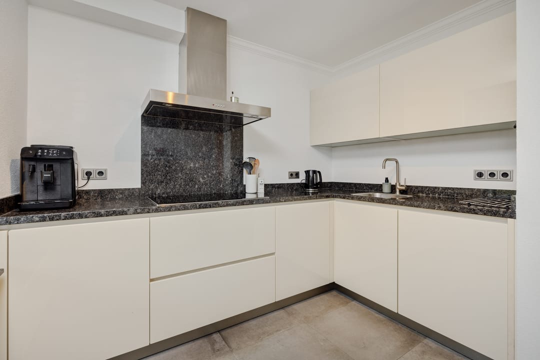 Foto 11 van Sergeant Thompsonstraat 12