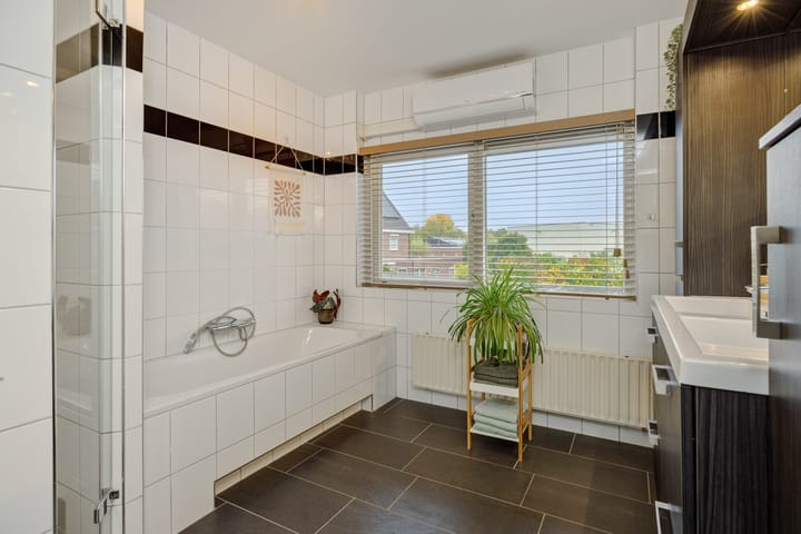 Foto 18 van Sergeant Thompsonstraat 12