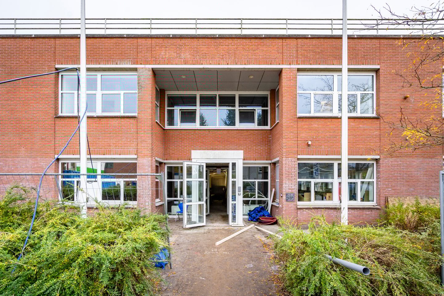 View photo 3 of Newtonbaan 3-4