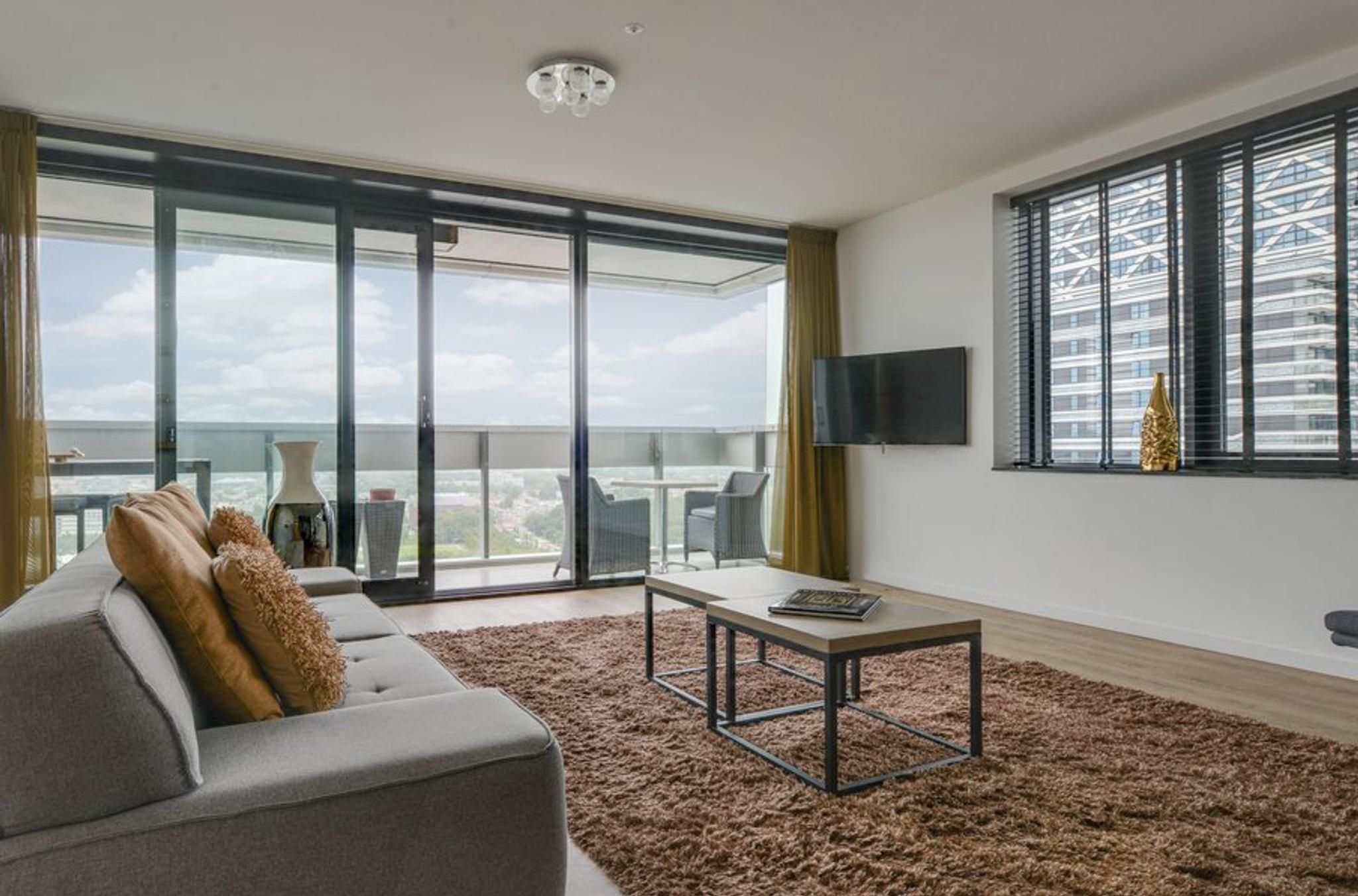 Anna van Buerenplein 166