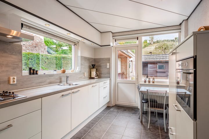 Photo 11 of Walem 6-B