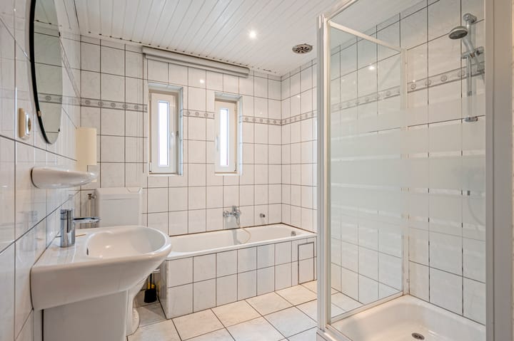 Photo 17 of Walem 6-B