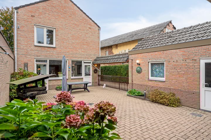 Photo 24 of Walem 6-B