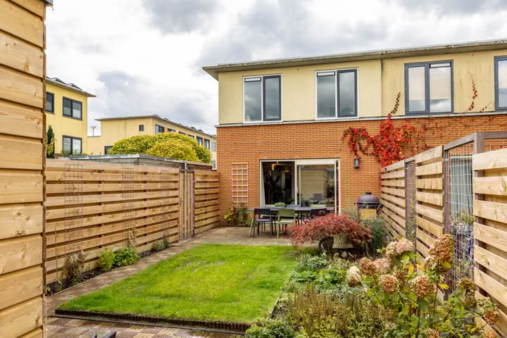 Foto 33 van Jacob van Hattumstraat 1