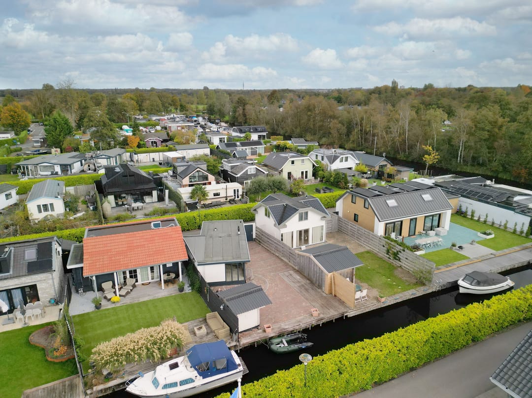 Photo 2 of Oud-Loosdrechtsedijk 113-CP3