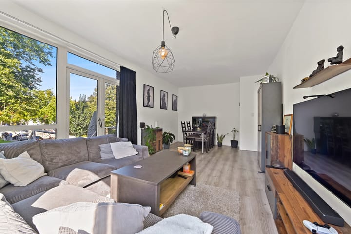 Foto 8 van Hengelolaan 1070