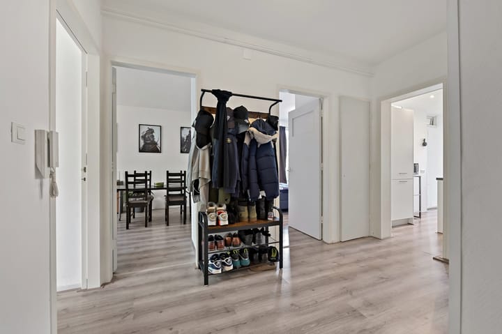 Foto 25 van Hengelolaan 1070