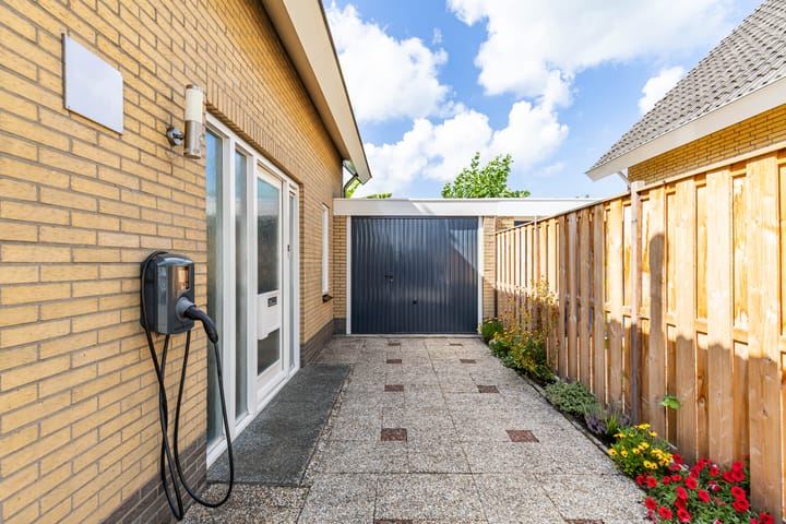 Foto 5 van Dokter Siebingasingel 21