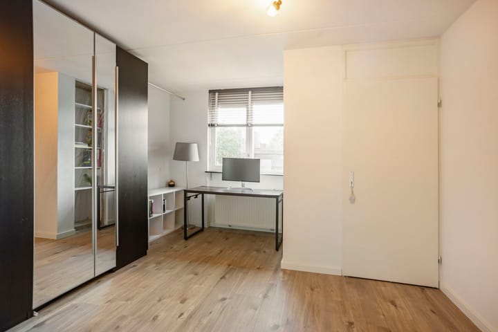 Foto 13 van Willem van Otterloostraat 10