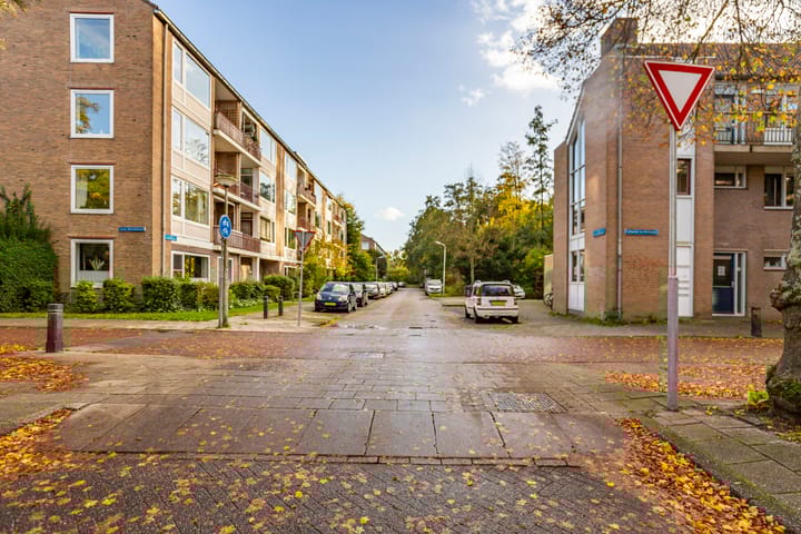 Foto 24 van Willem van Otterloostraat 10