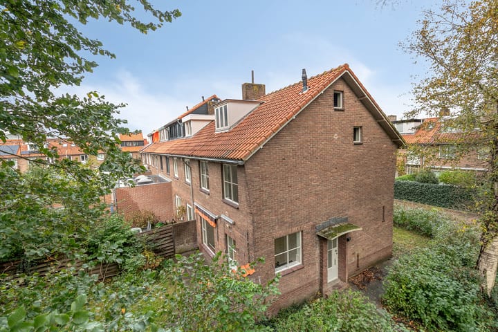 Foto 2 van Gerard Doulaan 28