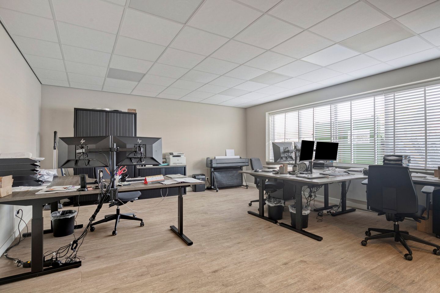 View photo 3 of Industrieweg 3