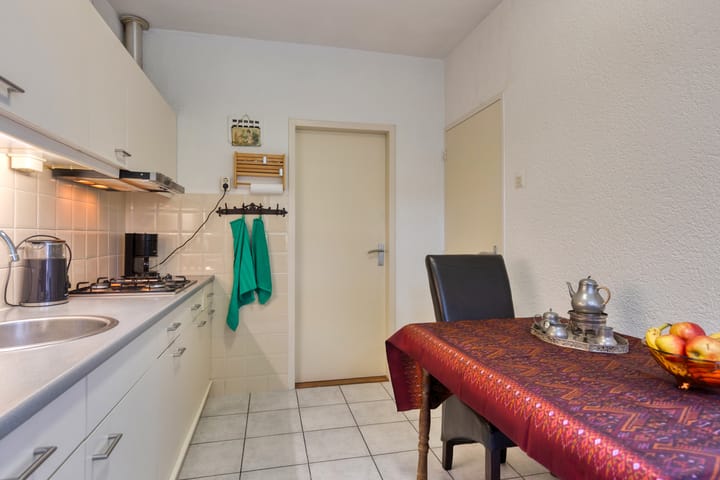 Photo 15 of Vredelaan 43