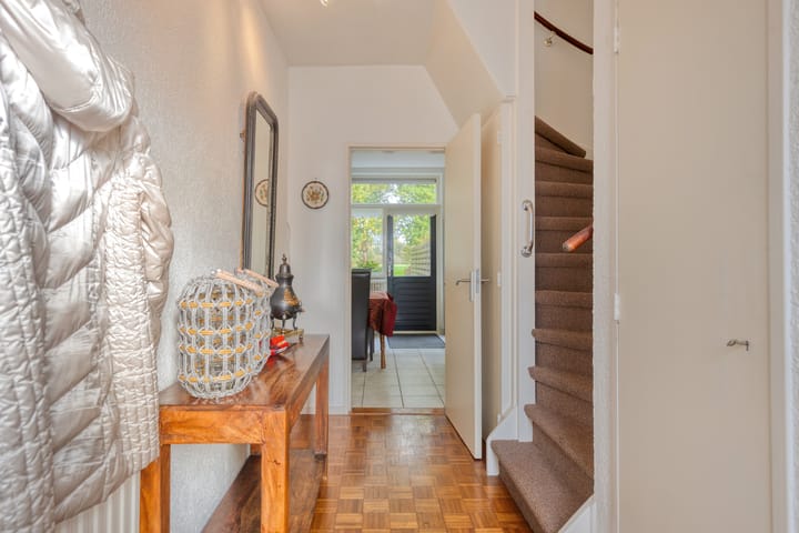 Photo 16 of Vredelaan 43