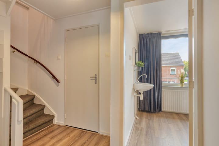 Photo 29 of Vredelaan 43