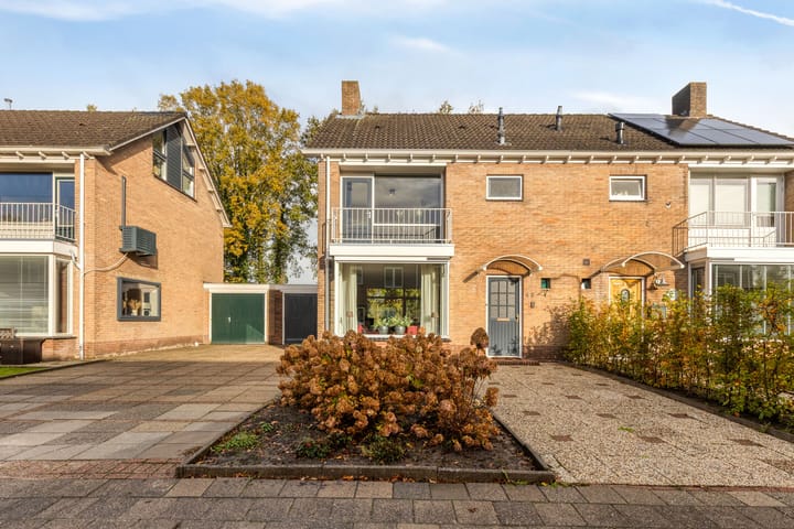 Photo 42 of Vredelaan 43