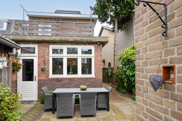 Photo 2 of Neuweg 112