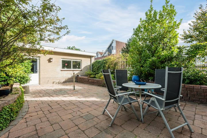 Photo 3 of Bernadottelaan 221