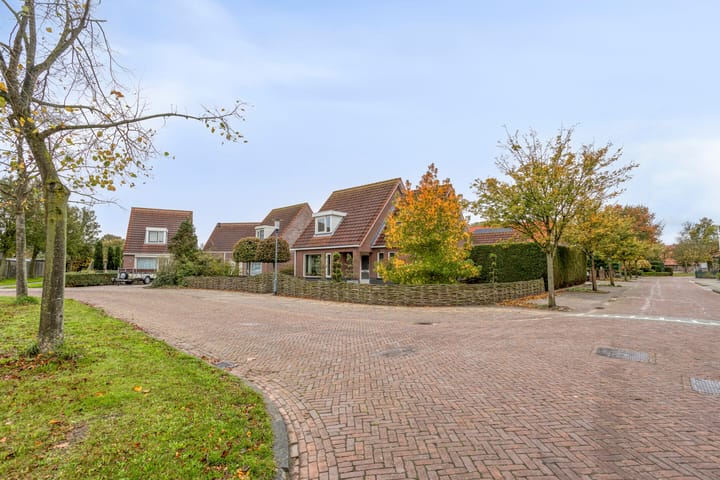 Foto 2 van Donkershoekstraat 8