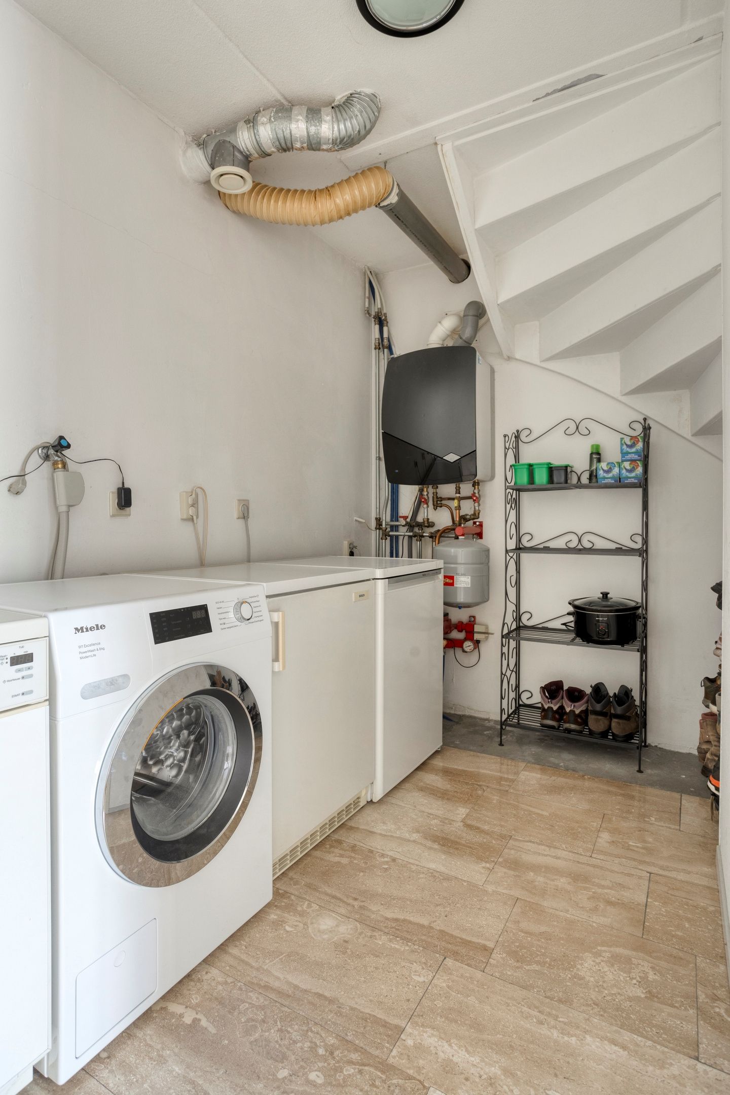 Foto 9 van Donkershoekstraat 8