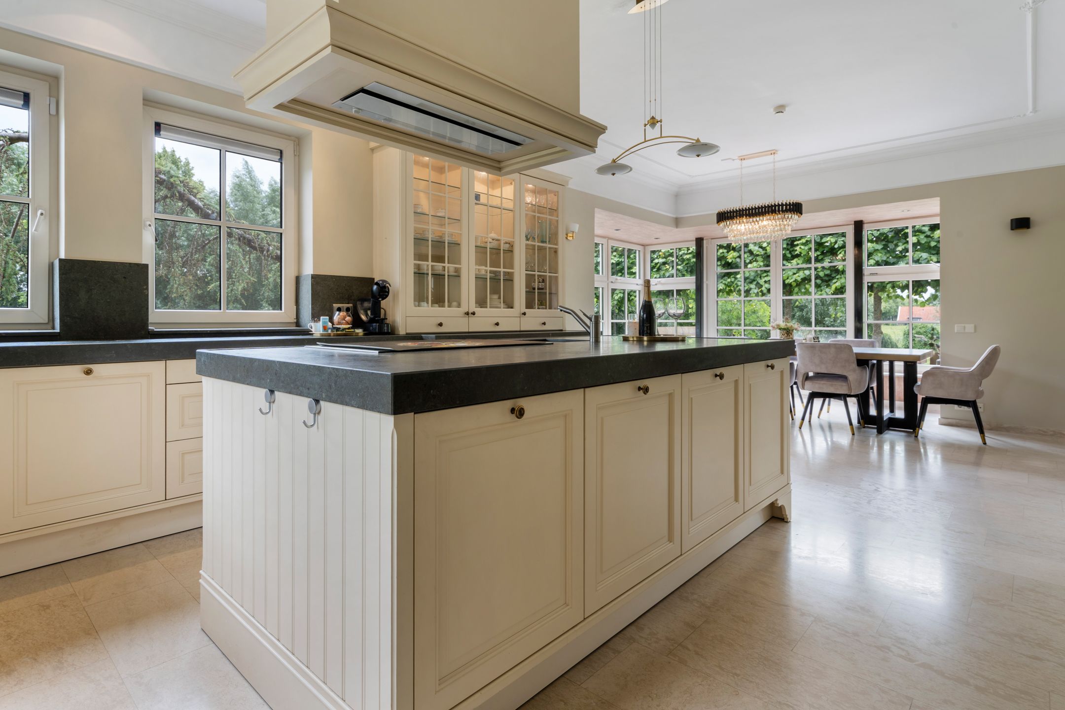 Foto 18 van Eenendertigste Wijk-Zuid 22