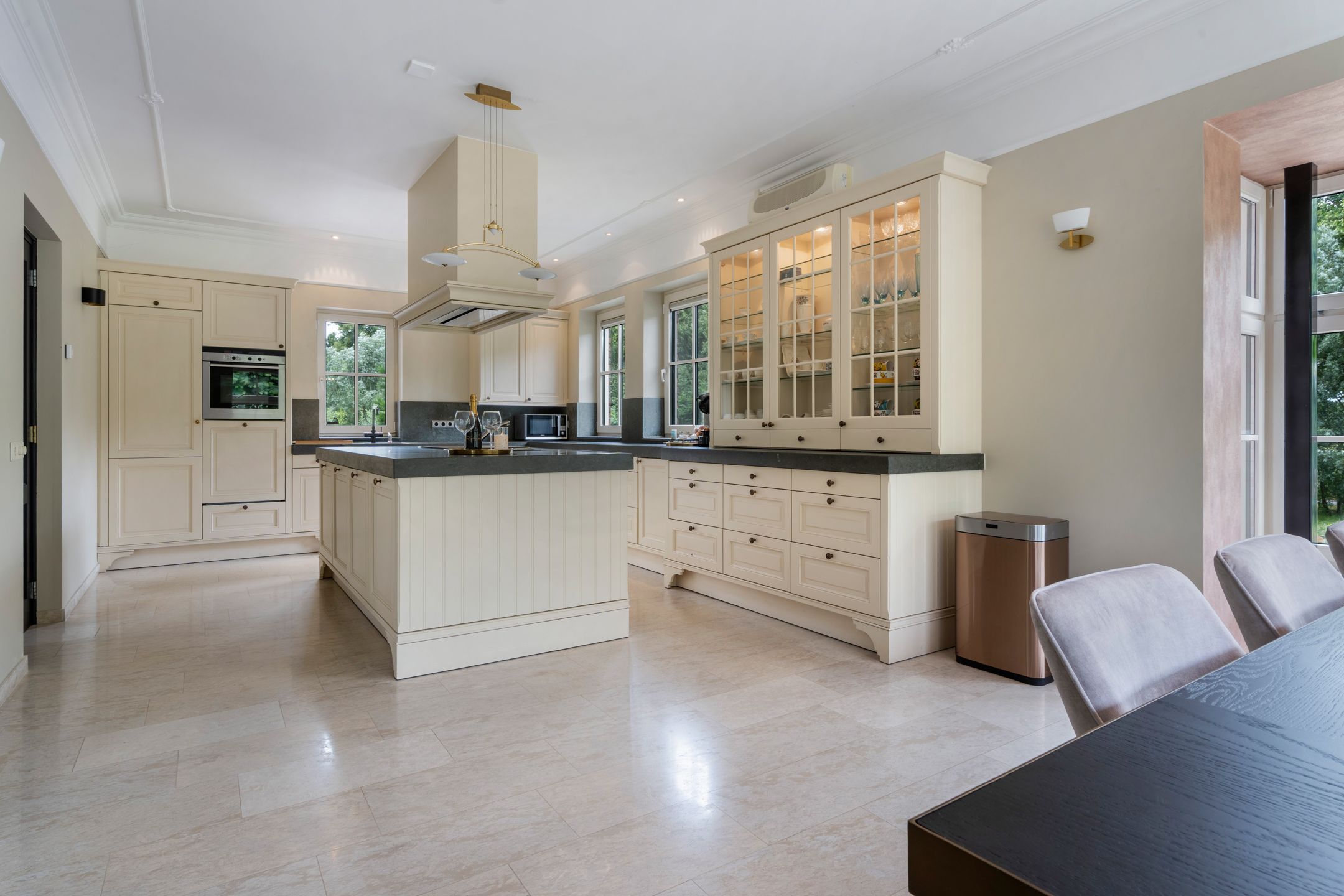 Foto 21 van Eenendertigste Wijk-Zuid 22