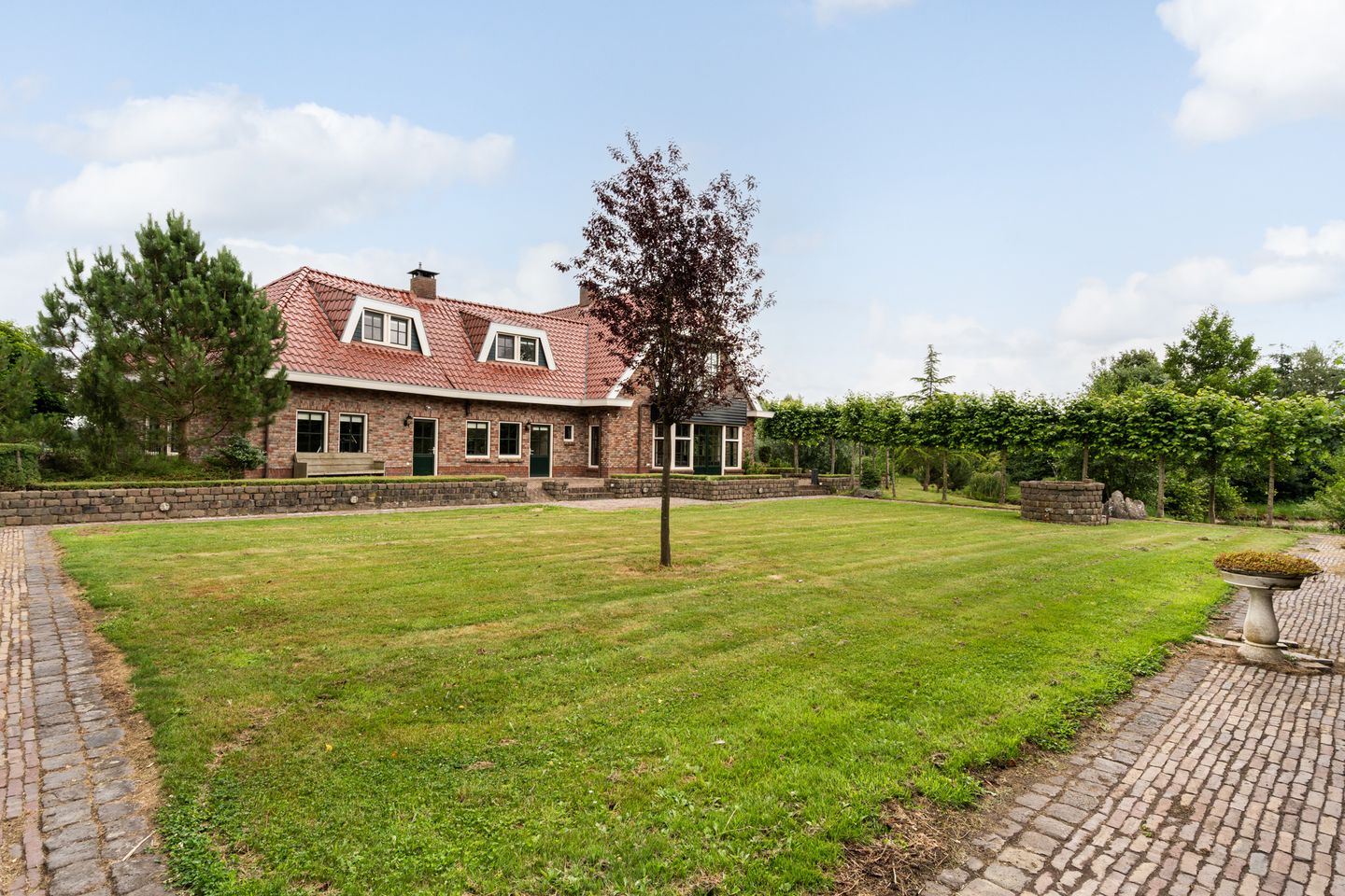 Foto 44 van Eenendertigste Wijk-Zuid 22