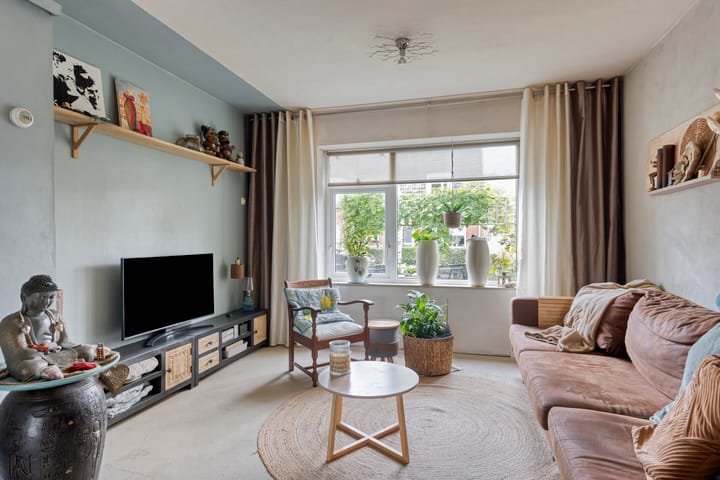 Photo 3 of Hortensiastraat 6