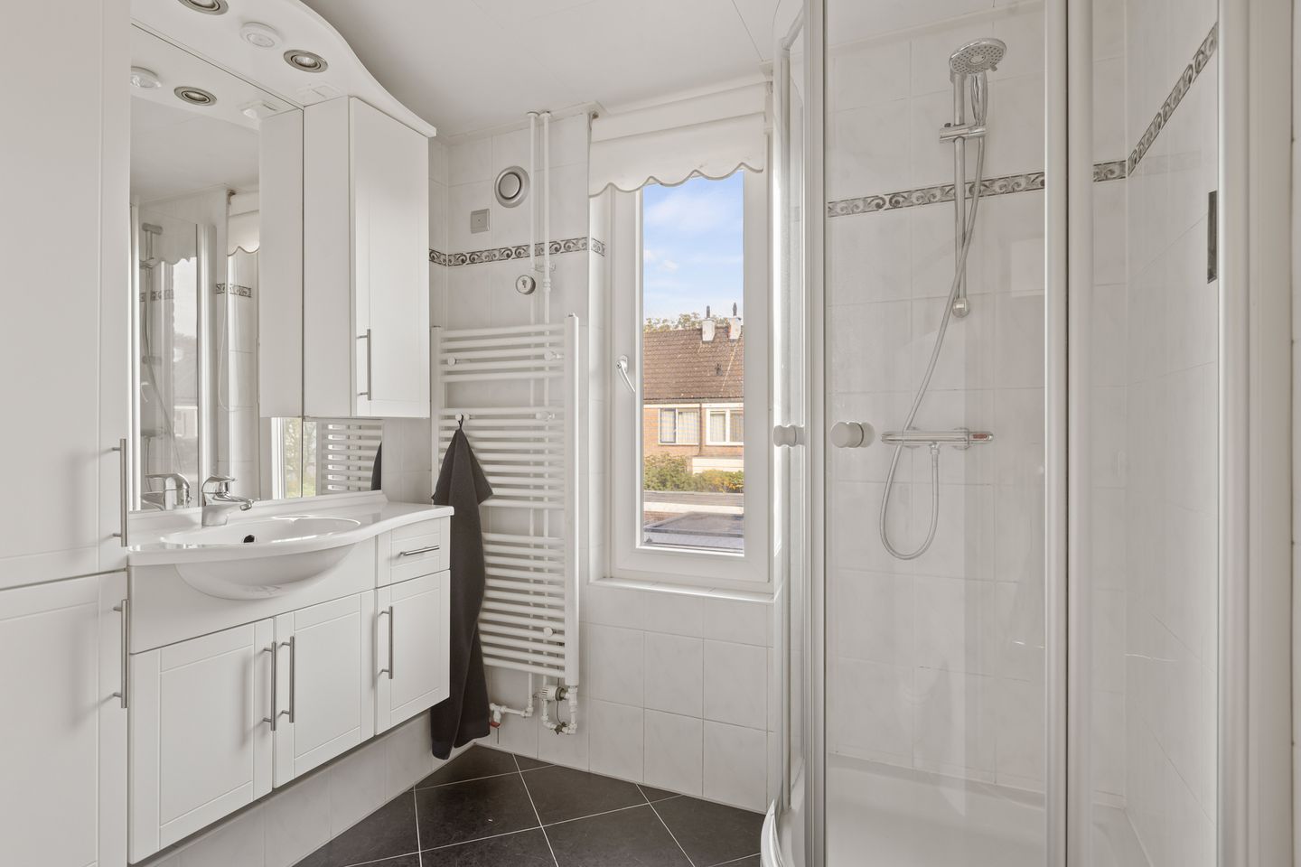 Foto 34 van Valeriaan 14