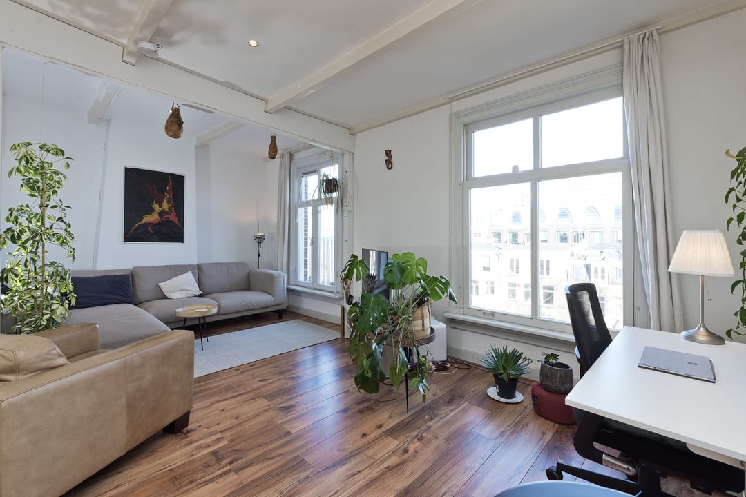 Photo 2 of Nicolaas Witsenstraat 13-4