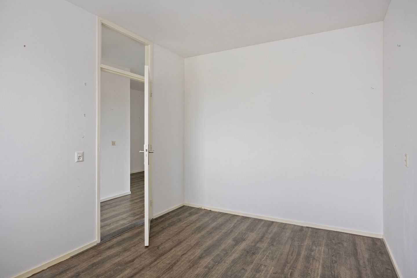 Photo 20 of Aert van Neslaan 644