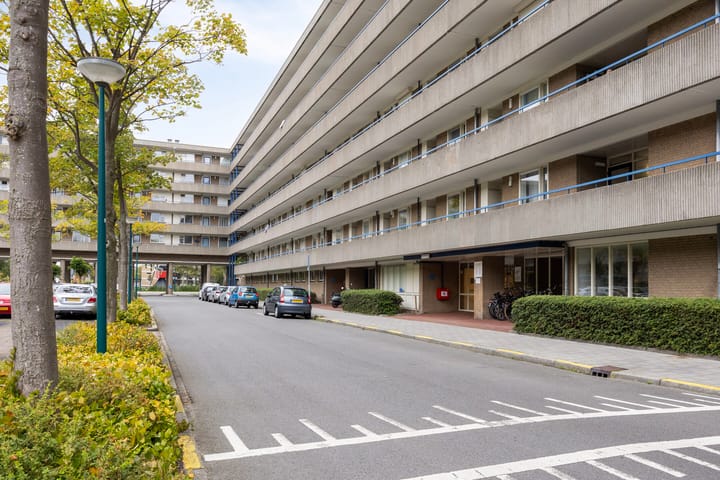 Photo 31 of Aert van Neslaan 644